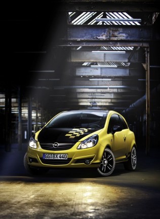 Immagini ufficiali Opel Corsa Model Year 2010