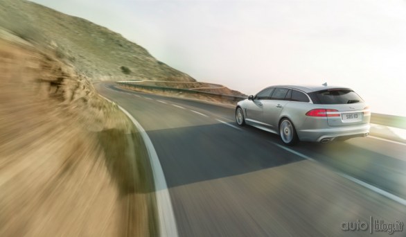 Jaguar XF Sportbrake 2013: la familiare del Giaguaro