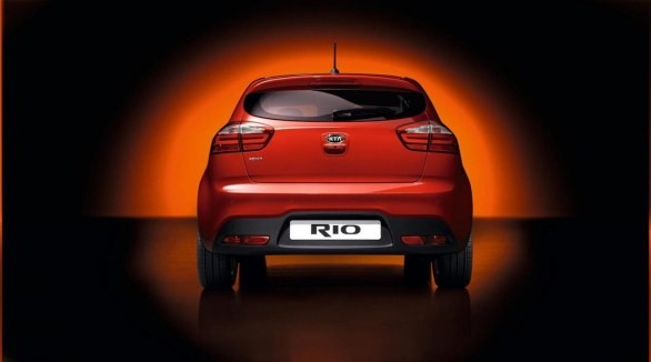 Kia ha diffuso alcune immagini ufficiali della Rio a 3 Porte