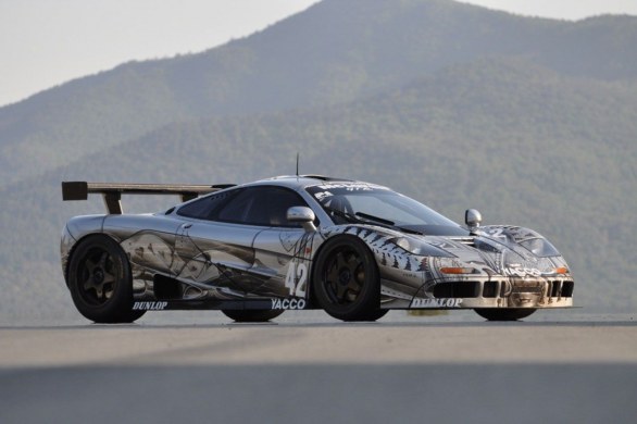 La McLaren F1 GTR CES4R fra le curve del Paul Ricard