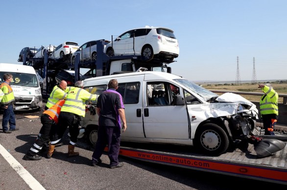 La nebbia manda ko oltre 100 automobili. Pauroso incidente sul New Kingsferry Bridge