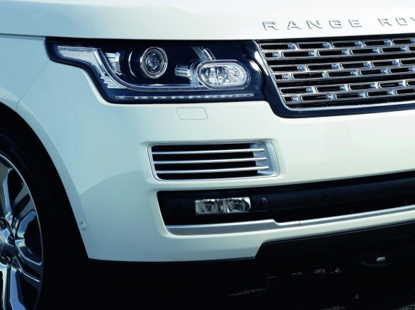 La Range Rover si allunga: ecco la L