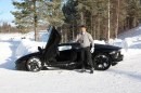 Una Lamborghini Aventador è stata protagonista di uno spettacolare incidente sulla neve