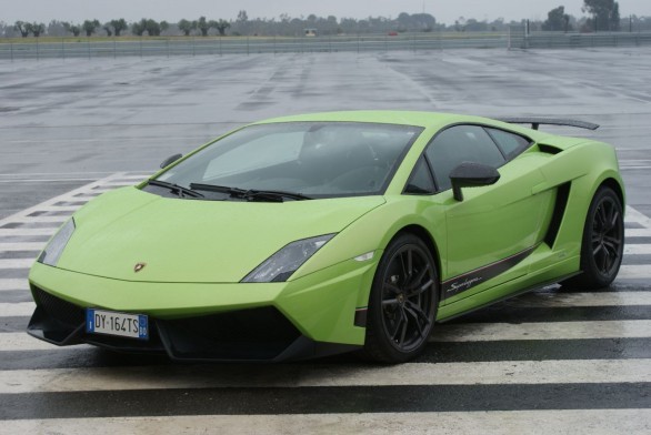 Lamborghini Gallardo LP 570-4 Superleggera: la nostra prova in pista