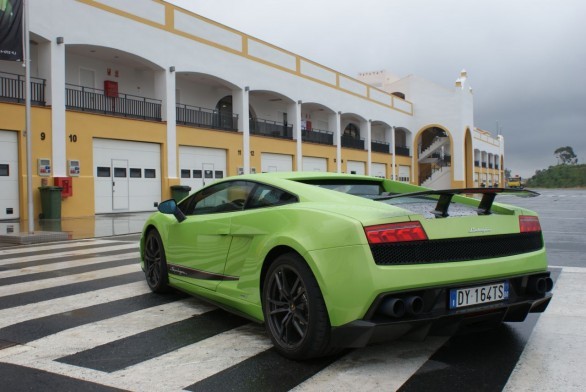 Lamborghini Gallardo LP 570-4 Superleggera: la nostra prova in pista