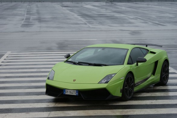 Lamborghini Gallardo LP 570-4 Superleggera: la nostra prova in pista