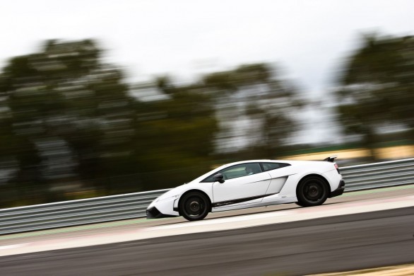 Lamborghini Gallardo LP 570-4 Superleggera: le foto in pista