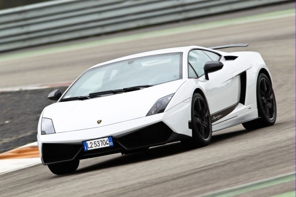 Lamborghini Gallardo LP 570-4 Superleggera: le foto in pista