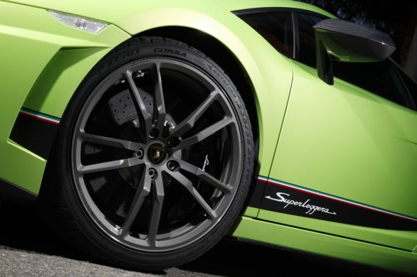 Lamborghini Gallardo LP 570-4 Superleggera: le nuove foto ufficiali