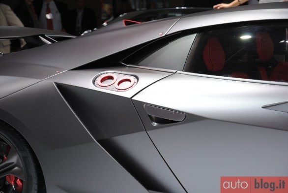 Lamborghini Sesto Elemento Concept - Salone di Parigi 2010 Live