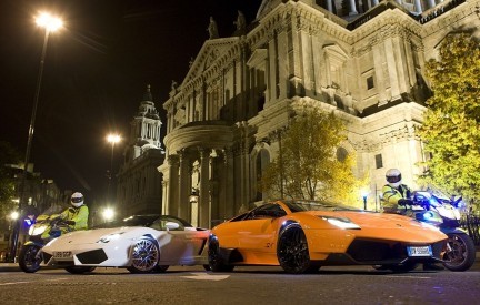 Lamborghini: tre supercar all'anteprima del Calendario Pirelli 2010