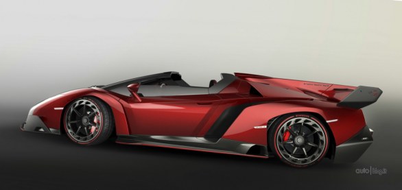 Lamborghini Veneno Roadster: immagini ufficiali