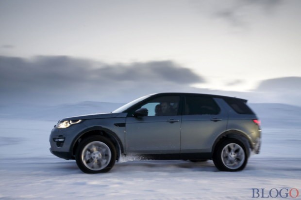 Land Rover Discovery Sport: le foto dall'Islanda