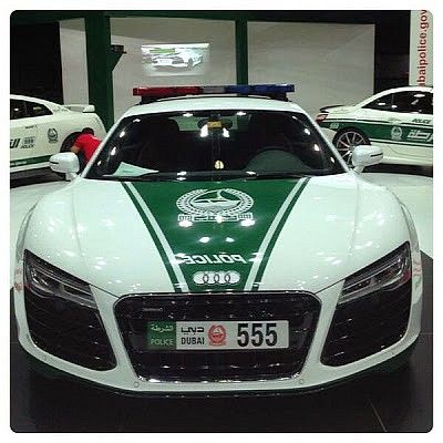 Le incredibili supercar della Polizia di Dubai