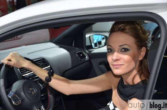 Le ragazze del Motor Show di Bologna 2010 - terza parte