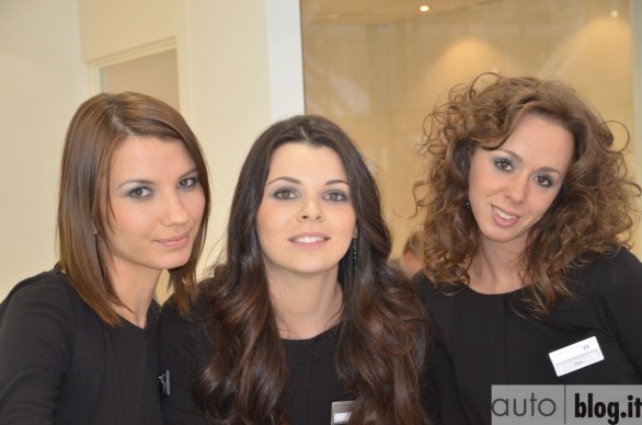 Le ragazze del Motor Show di Bologna 2010 - terza parte