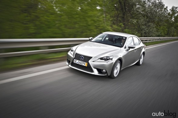 Lexus IS Hybrid