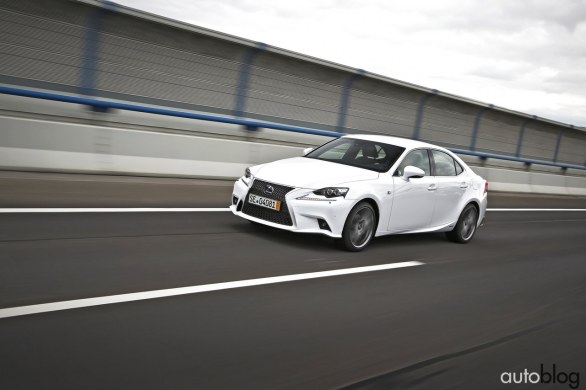 Lexus IS Hybrid