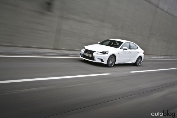 Lexus IS Hybrid