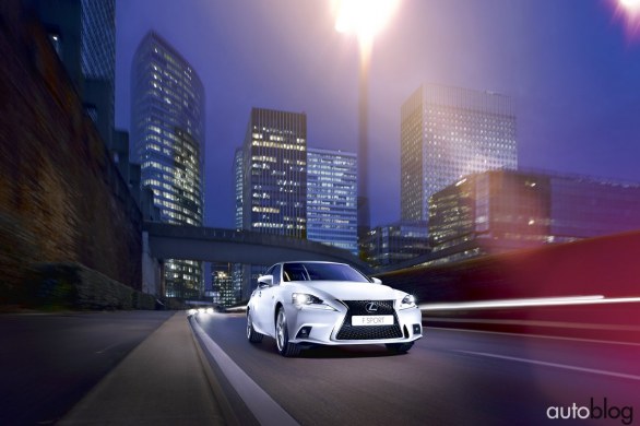 Lexus IS Hybrid