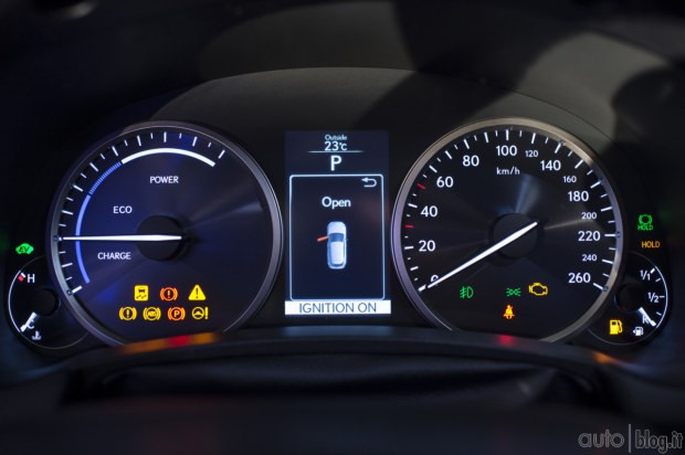 Lexus NX 2014: tutte le foto del Suv compatto