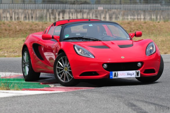 Lotus Elise 2011: il test di Autoblog