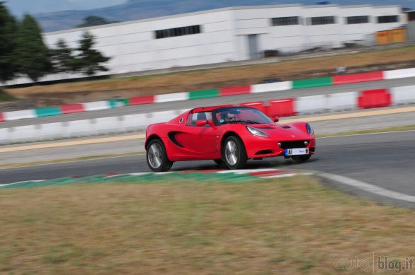 Lotus Elise 2011: il test di Autoblog