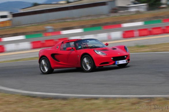 Lotus Elise 2011: il test di Autoblog