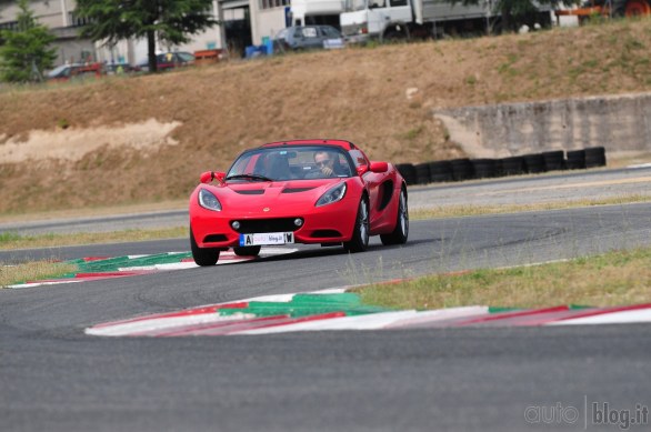 Lotus Elise 2011: il test di Autoblog