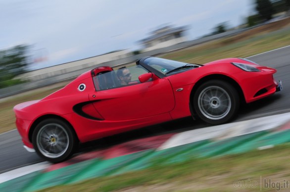 Lotus Elise 2011: il test di Autoblog