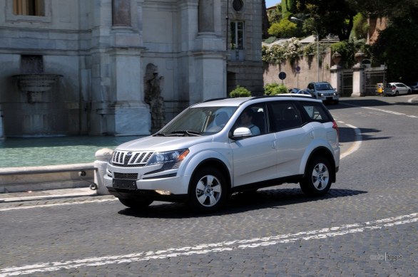 Mahindra XUV500