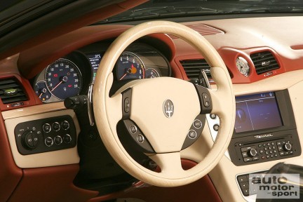 Maserati GranCabrio - prime immagini a capote chiusa