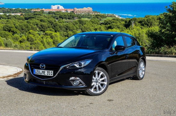 Mazda 3 2014 prezzi e prova su strada