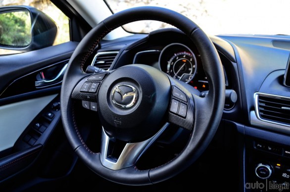 Mazda 3 2014 prezzi e prova su strada