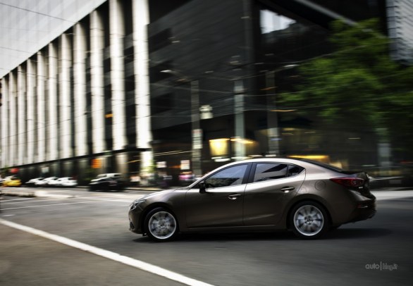 Mazda3 Berlina 2014: tutte le foto ufficiali