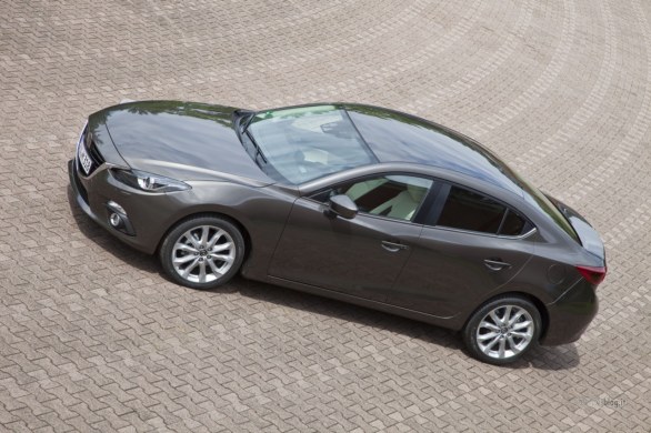 Mazda3 Berlina 2014: tutte le foto ufficiali