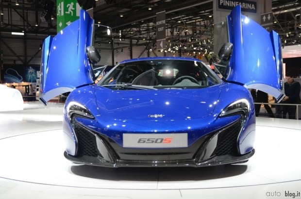 Guarda la fotogallery di McLaren 650S al Salone di Ginevra 2014 Live