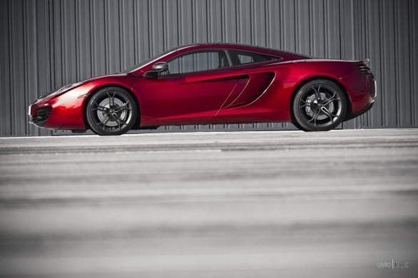 McLaren MP4-12C