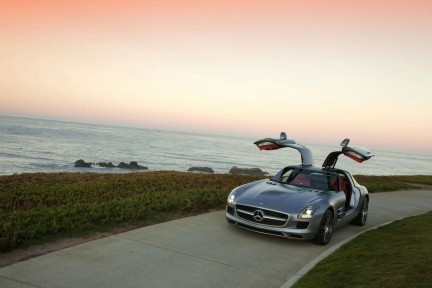 Mercedes Benz SLS AMG