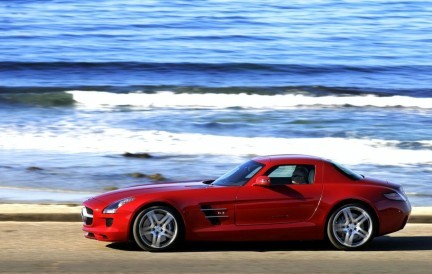 Mercedes Benz SLS AMG