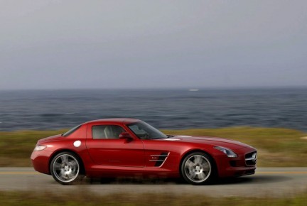 Mercedes Benz SLS AMG