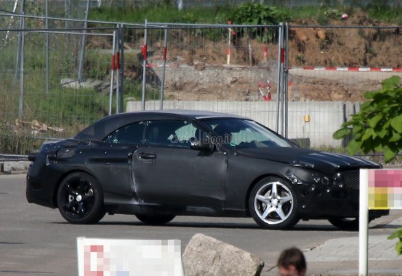 Mercedes Classe C Cabriolet 2016: prime foto spia