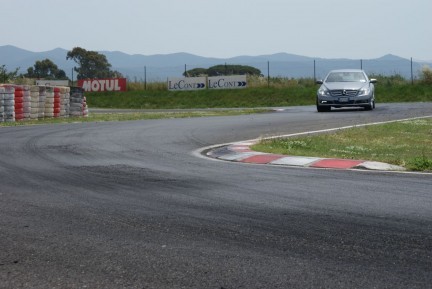 Mercedes Classe E Coupè: le foto della prova su strada