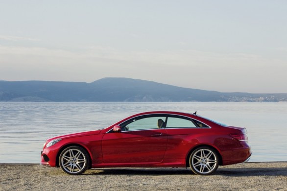 Mercedes Classe E coupé: nuove immagini ufficiali