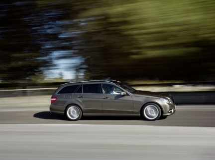 Mercedes Classe E Station Wagon: nuove foto ufficiali e schede tecniche