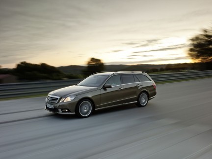 Mercedes Classe E Station Wagon: nuove foto ufficiali e schede tecniche