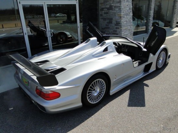 Mercedes CLK GTR Roadster