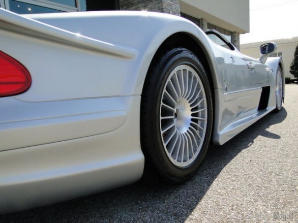 Mercedes CLK GTR Roadster