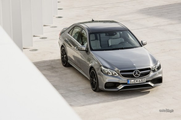 Mercedes E63 AMG: il restyling della berlina sportiva per il 2013