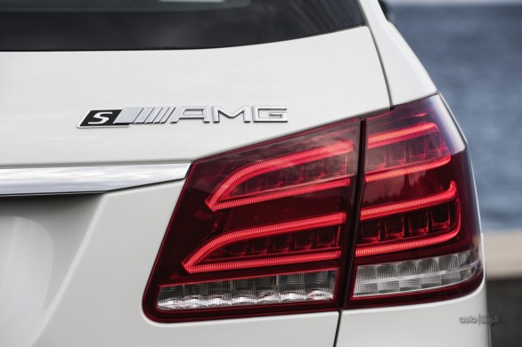 Mercedes E63 AMG: il restyling della berlina sportiva per il 2013